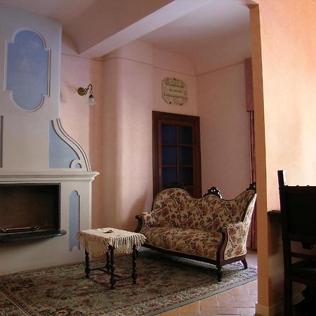 Palazzo Dell'Opera Apart otel Chianciano Terme Oda fotoğraf